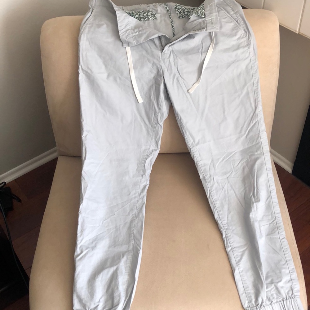 Bonobos light weight silver khaki joggers size L.